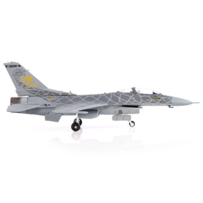 F-16C Fighting Falcon, USAF, Viper Demo Team, 2021 (1:144 Scale)